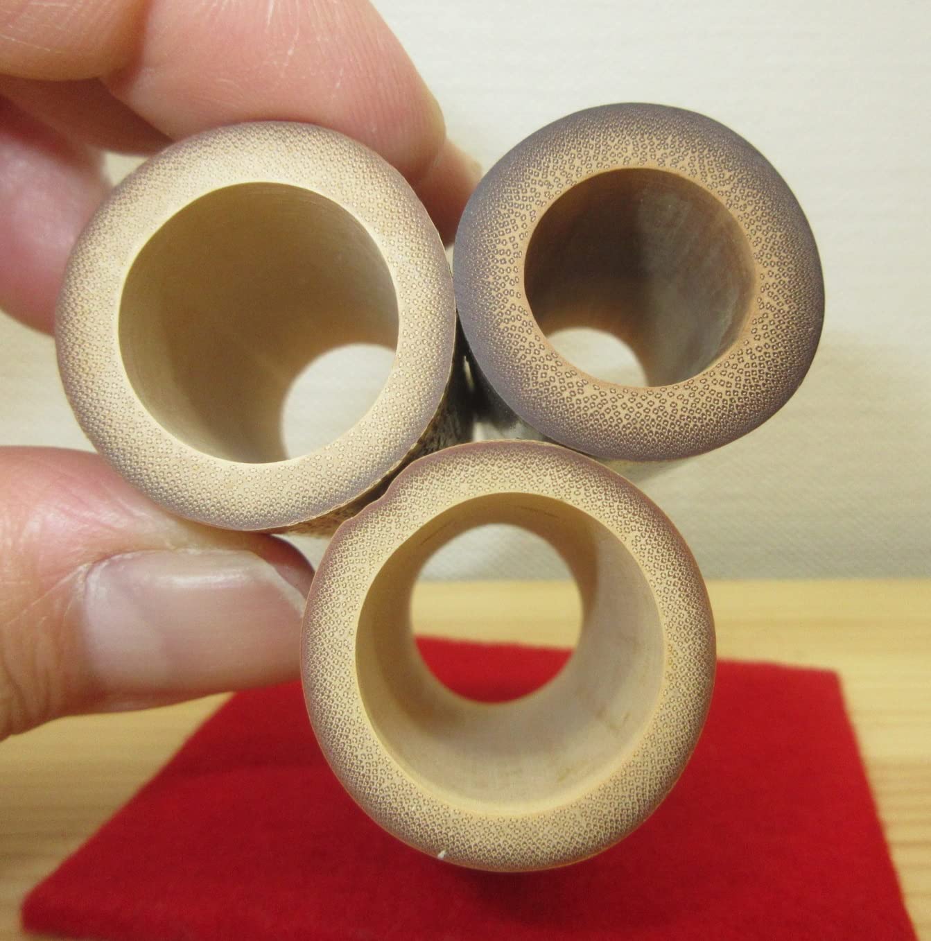 送料込【逢絢亭・新品】茶道具 竹三ツ輪蓋置 表千家好 木地 木製 宮下竹憲 共箱 Amazon｜【逢絢亭】茶道具 蓋置 竹三ツ輪蓋置 表千家好 木地 木製 宮下